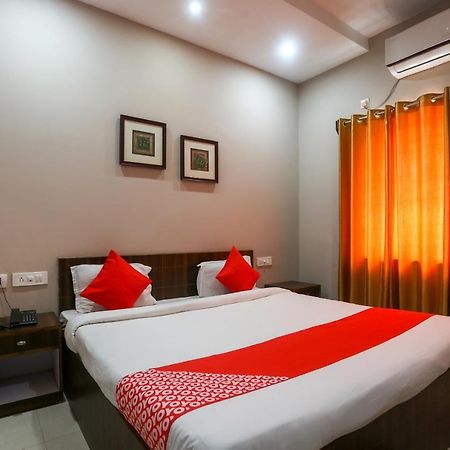 Oyo 61586 Hotel Narmada Bhavan Puri Exterior foto
